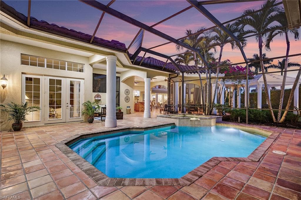 556 Eagle Creek DR-21