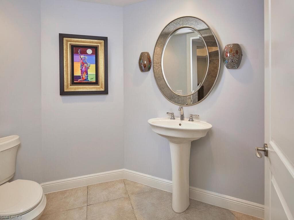23850 Via Italia CIR 805-14