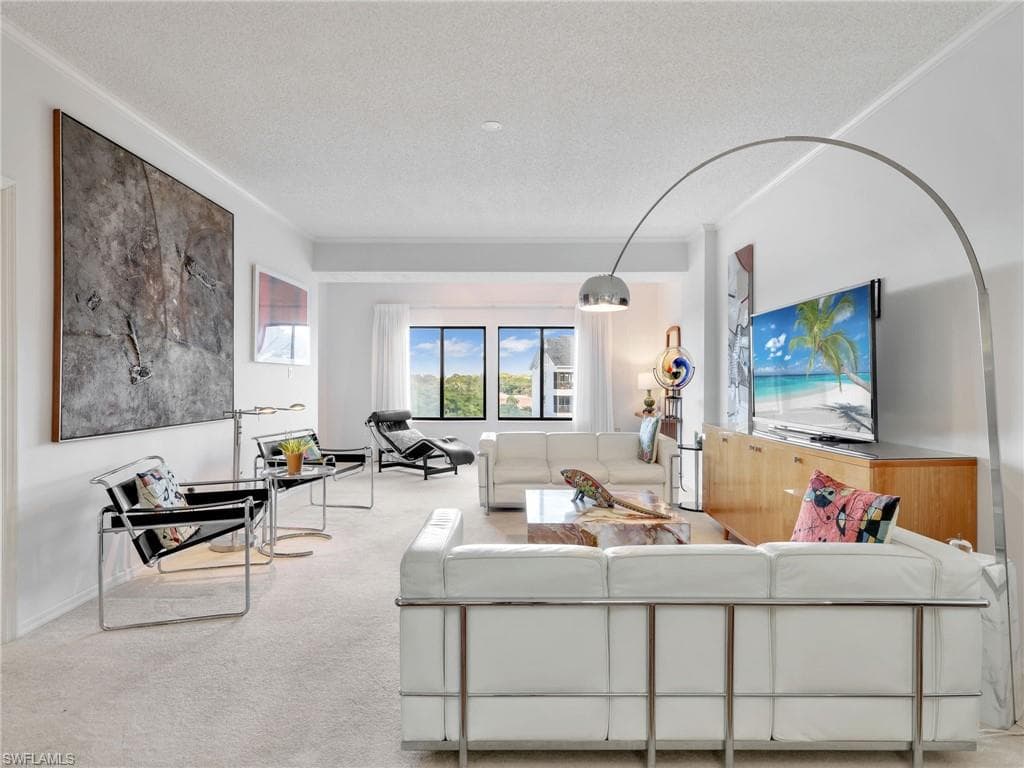 201 Arbor Lake DR 2-504-3