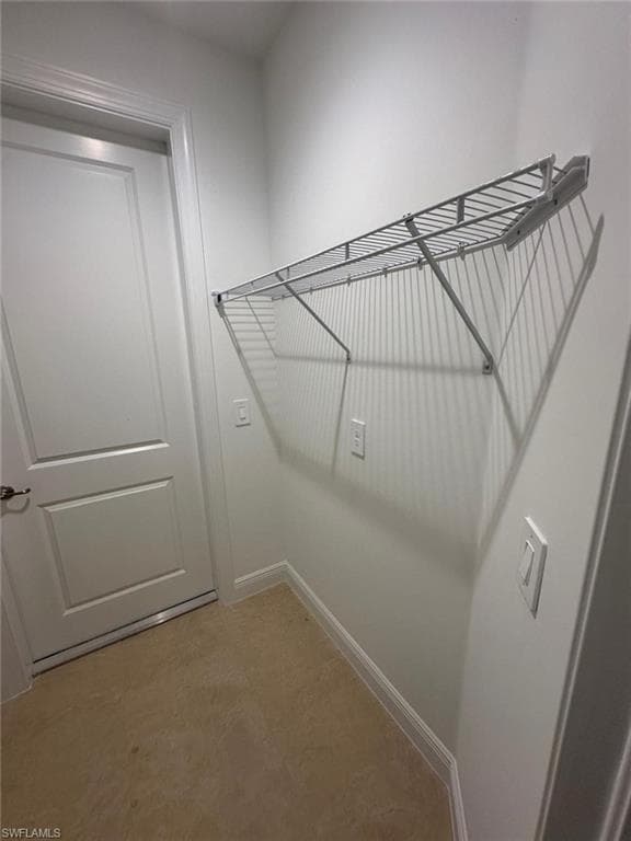 2167 Della DR-17