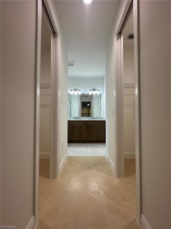 2167 Della DR-12