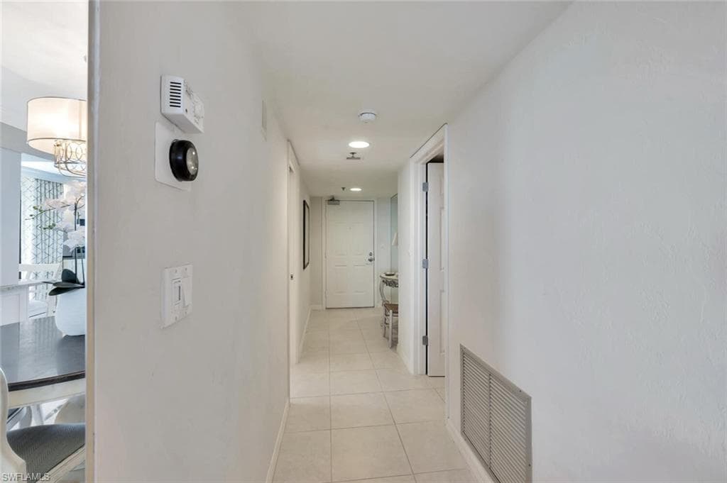 26225 Hickory BLVD 10B-24