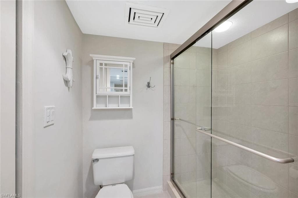 26225 Hickory BLVD 10B-18
