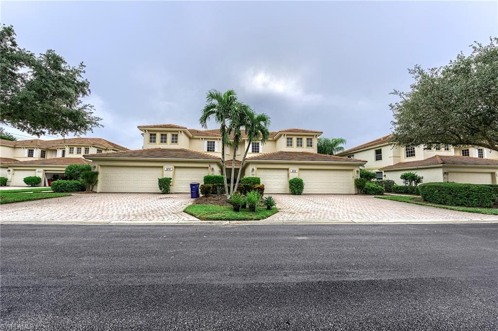 3010 Meandering WAY 102-50