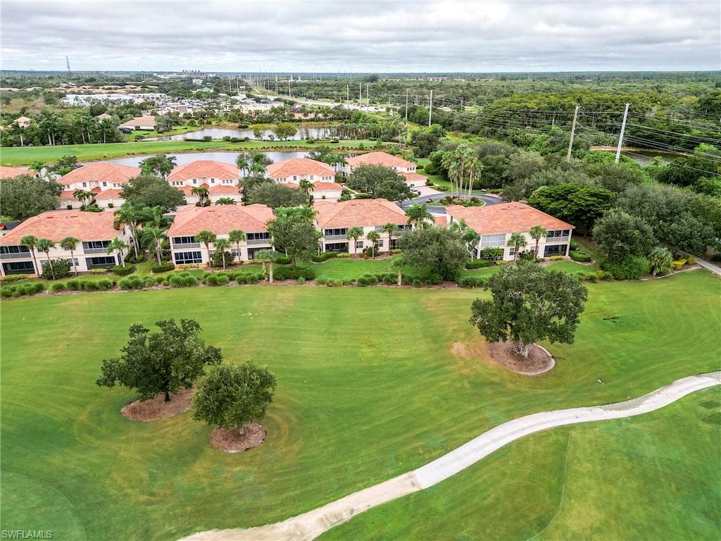3010 Meandering WAY 102-8