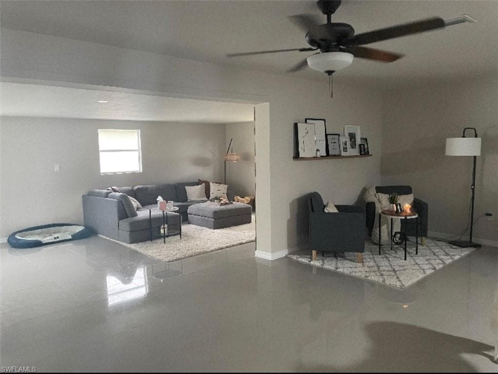 1635 Lowell CT-2