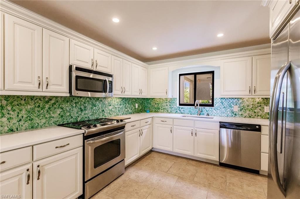 22 Cypress View DR B-22-16