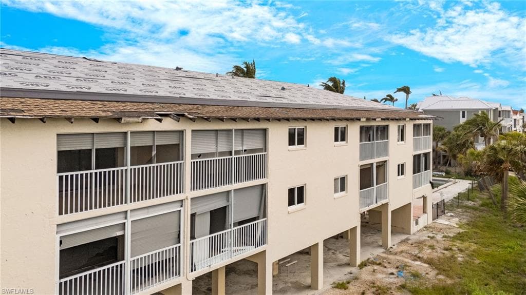 527 E Gulf DR 204-13
