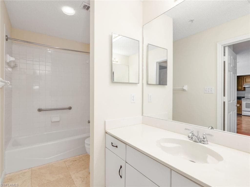 900 Arbor Lake DR 9-206-23
