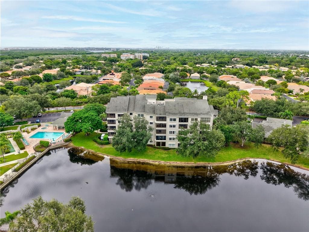 900 Arbor Lake DR 9-206-26