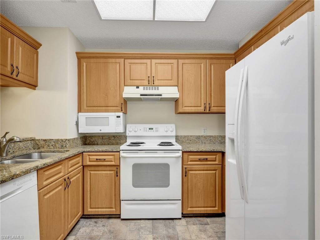 900 Arbor Lake DR 9-206-15