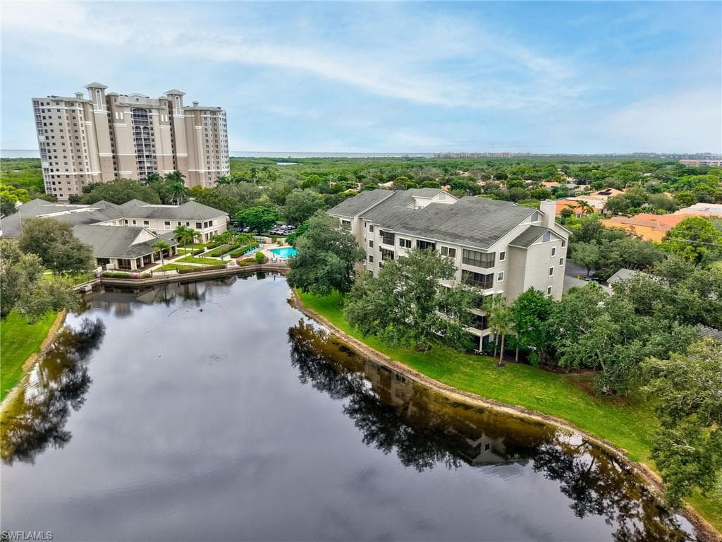 900 Arbor Lake DR 9-206-25