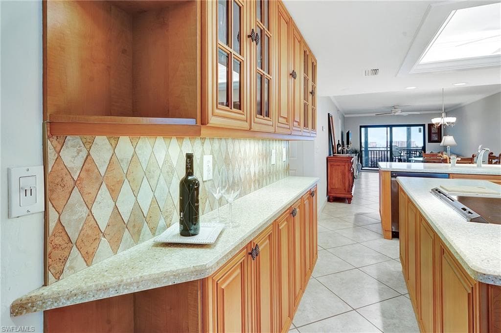 4263 Bay Beach LN 714-13