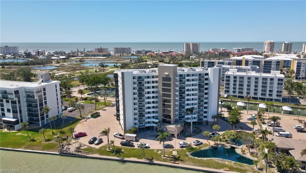 4263 Bay Beach LN 714-40