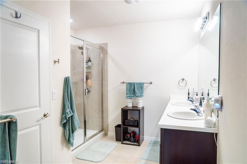 8880 Cascade Price CIR-11