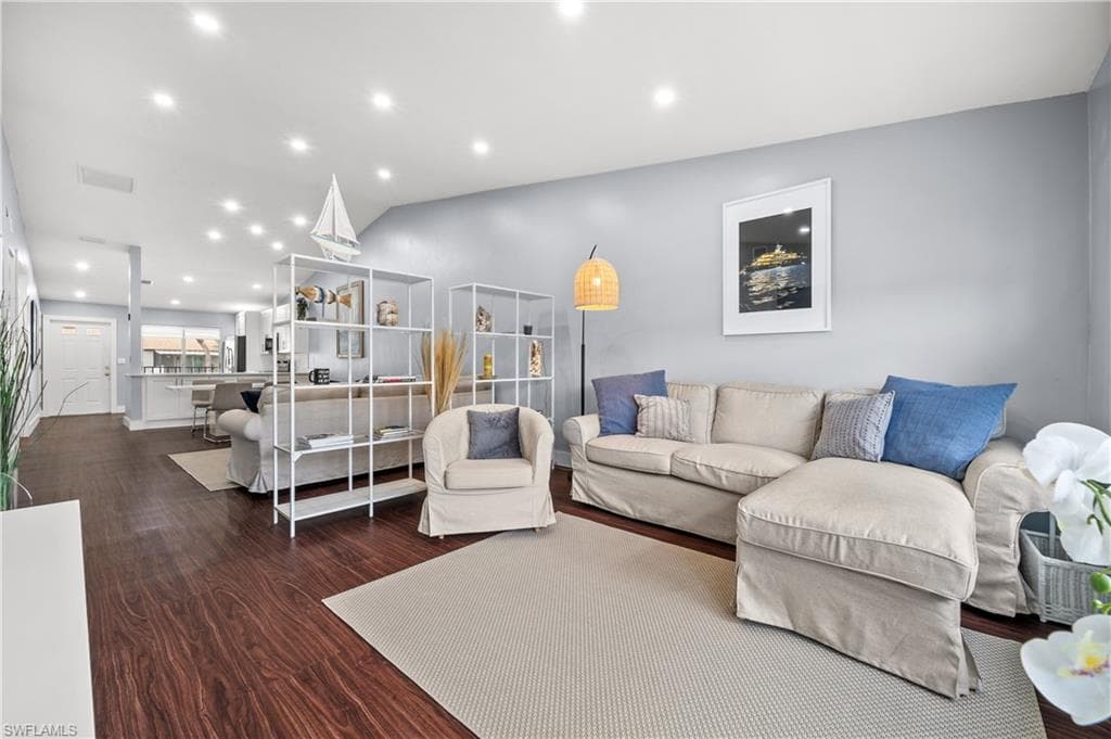 3504 ANTARCTIC CIR S-2