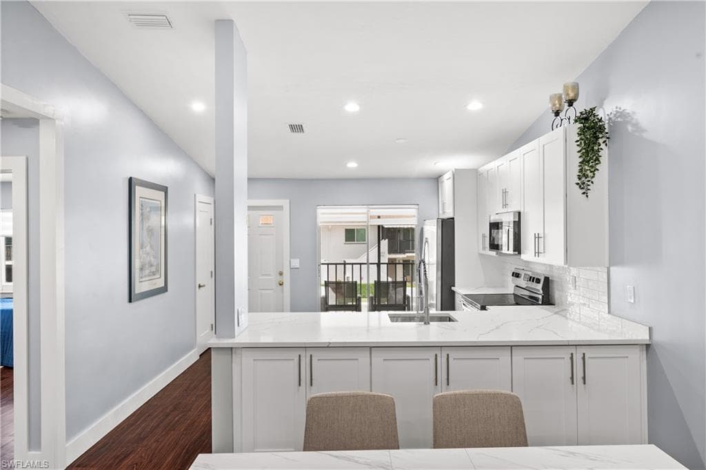 3504 ANTARCTIC CIR S-10