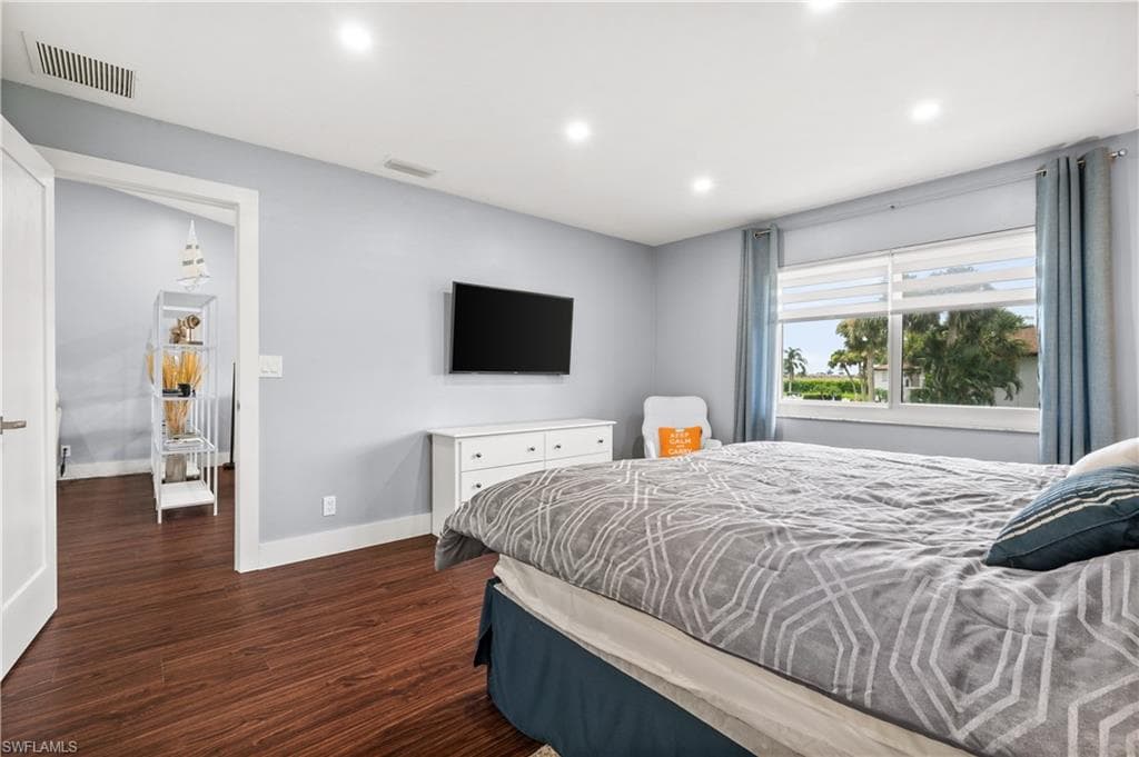 3504 ANTARCTIC CIR S-15