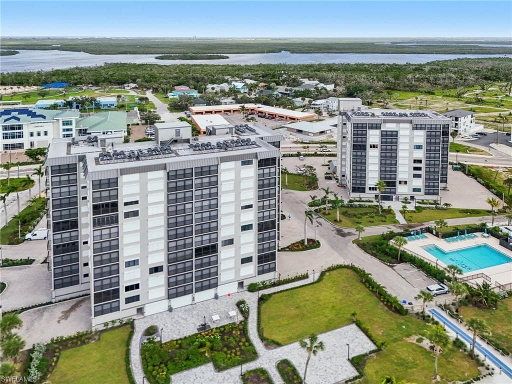 2800 Estero BLVD 501-37