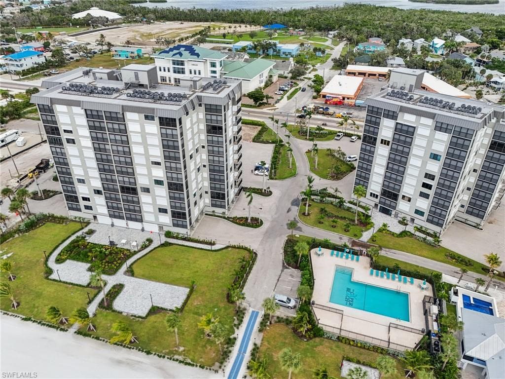 2800 Estero BLVD 501-40
