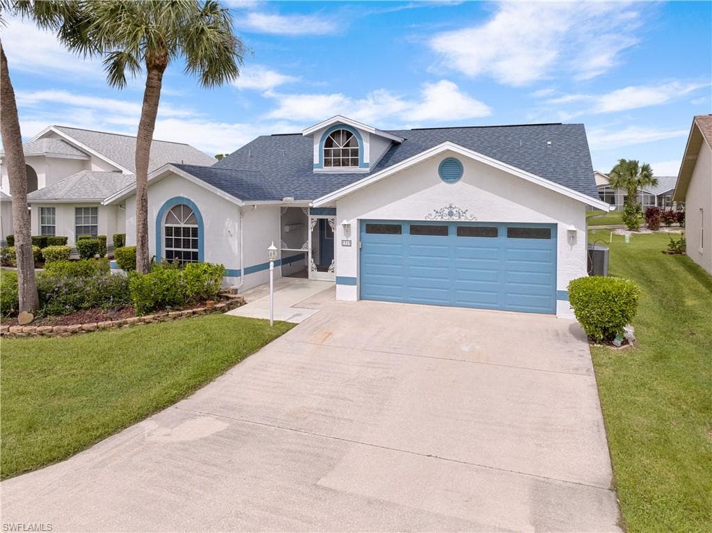 3319 Clubview DR-34