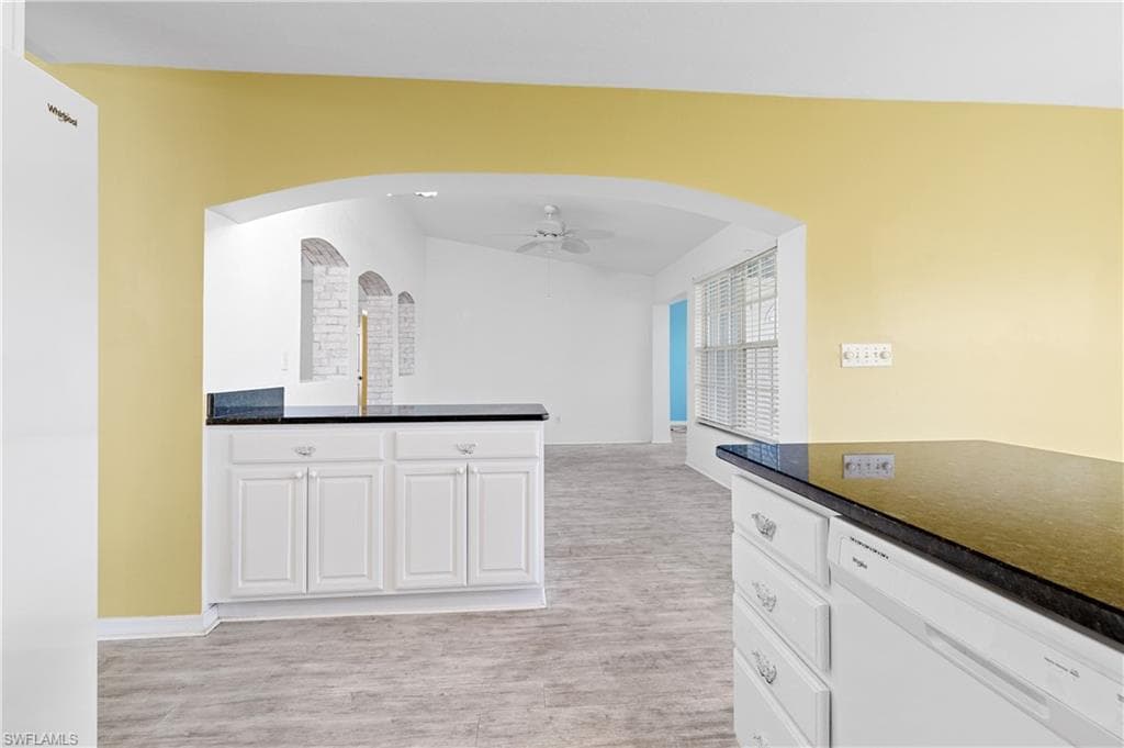 3319 Clubview DR-10