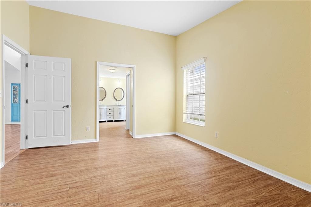3319 Clubview DR-15