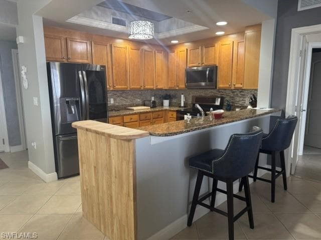2090 W 1st ST 609-8