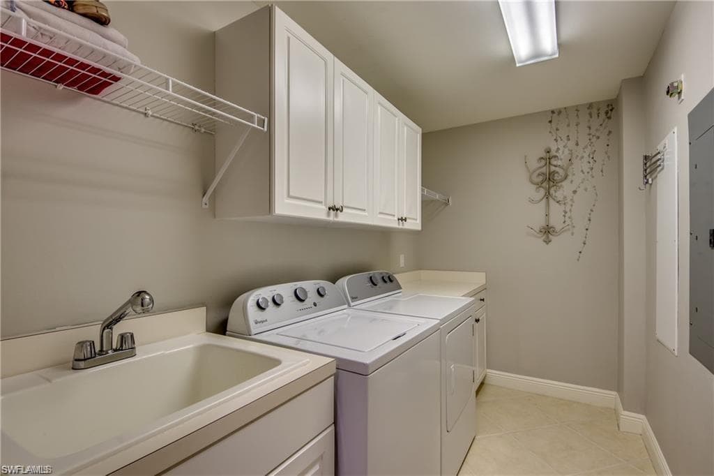 2090 W 1st ST 609-20