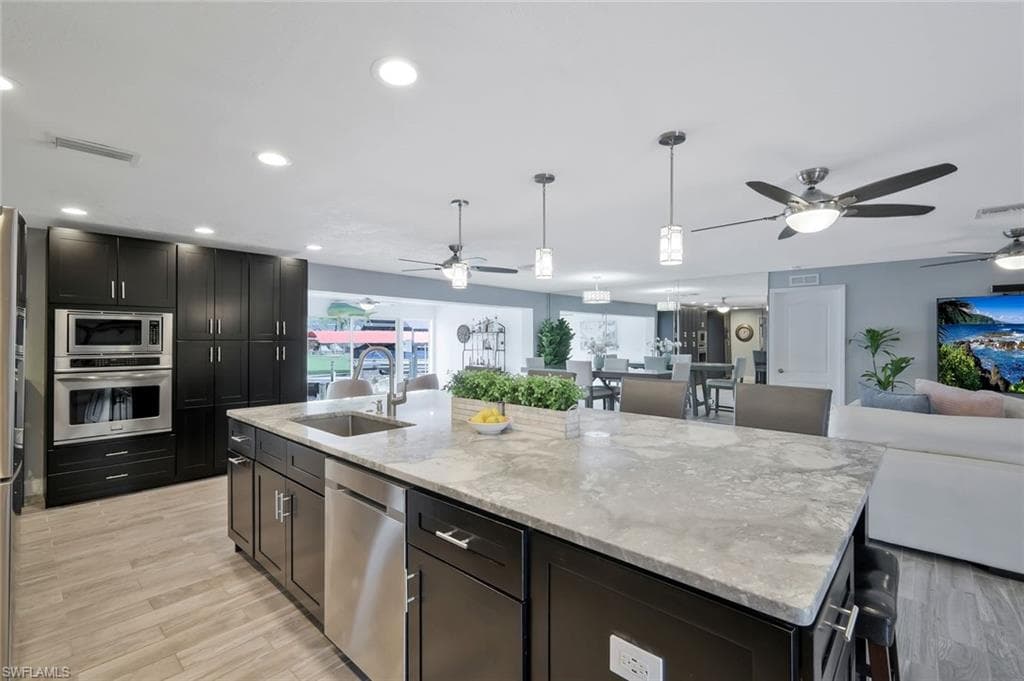 5943 Baker CT-2