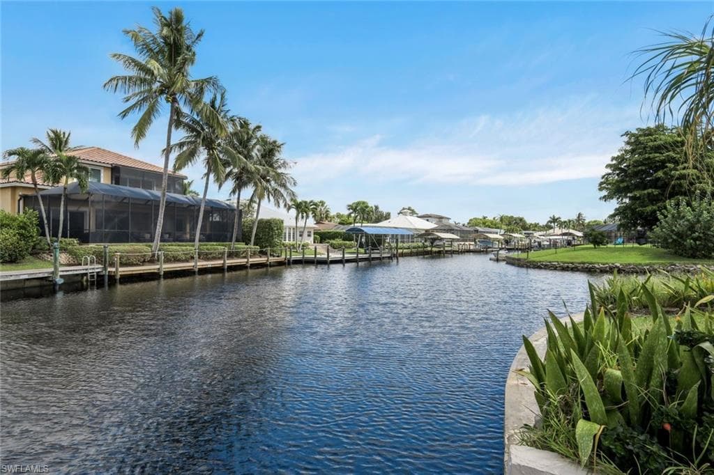 5943 Baker CT-6