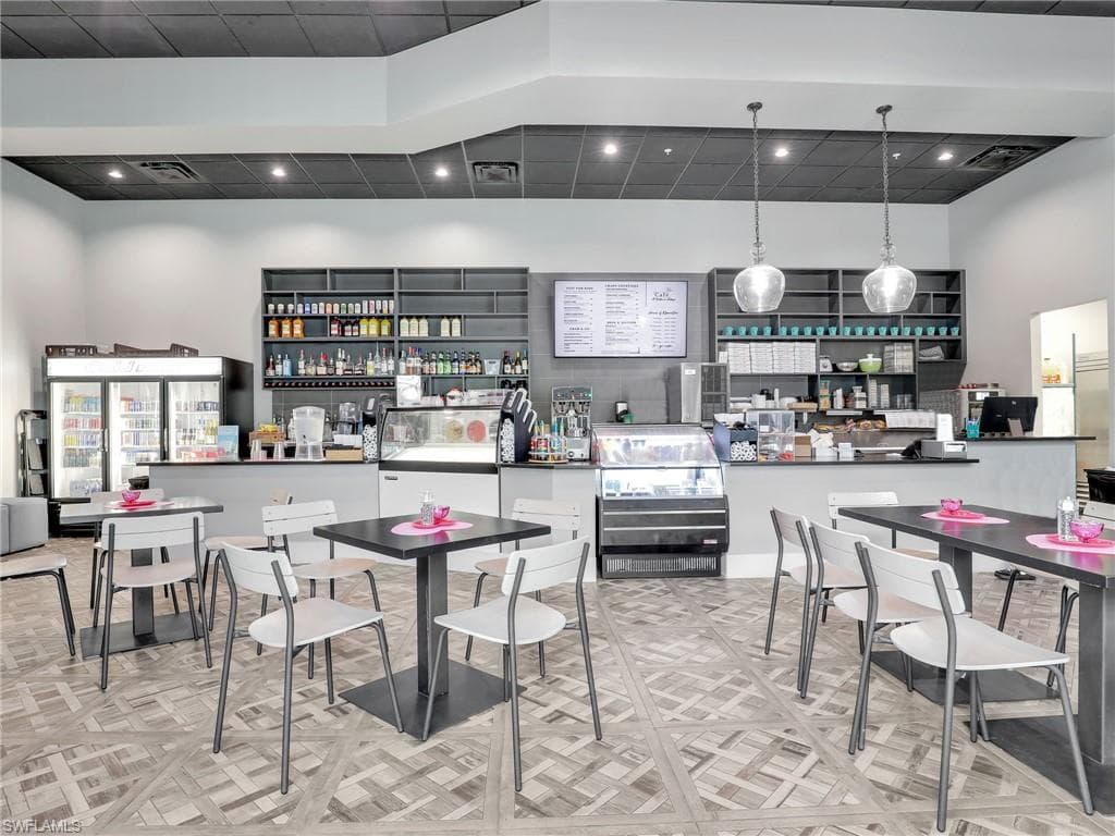 20195 Hartford BLVD-45