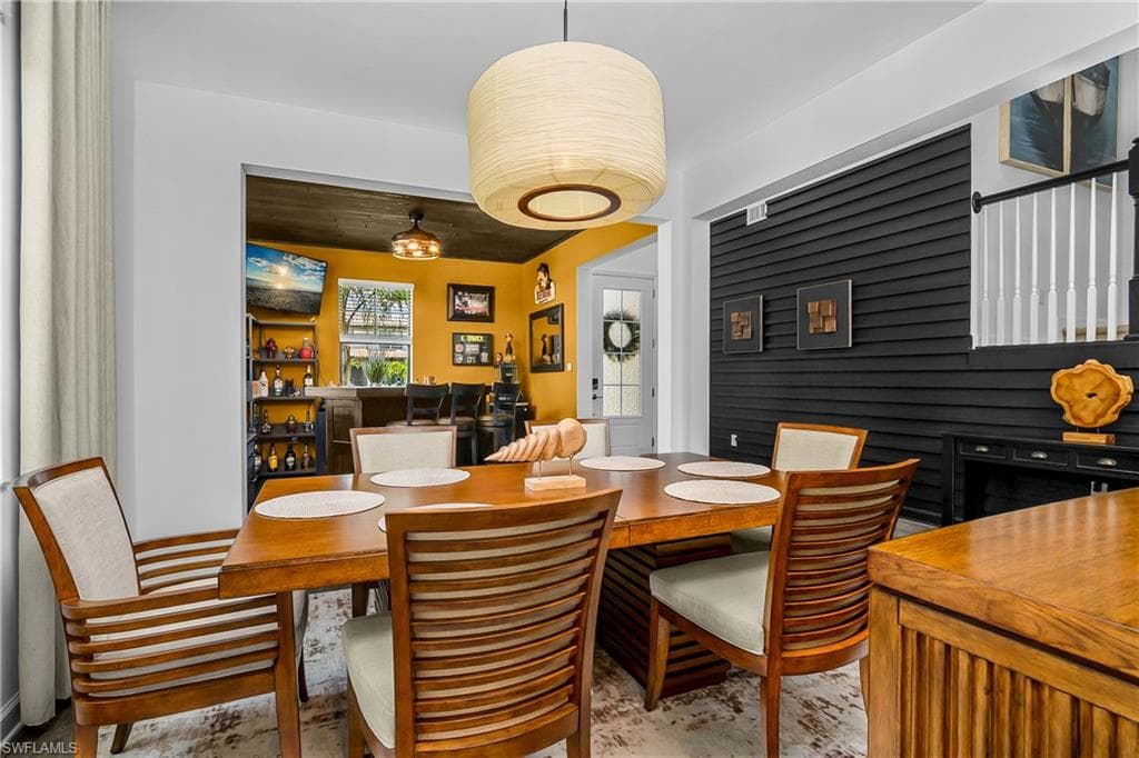 20195 Hartford BLVD-8