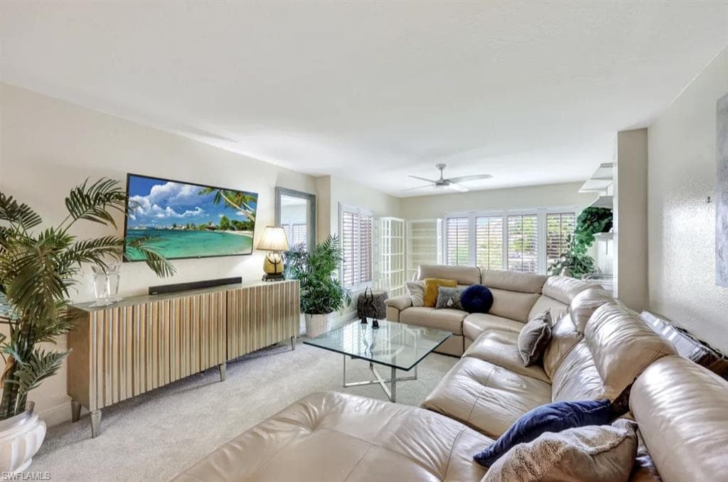 2264 Winkler AVE 204-2