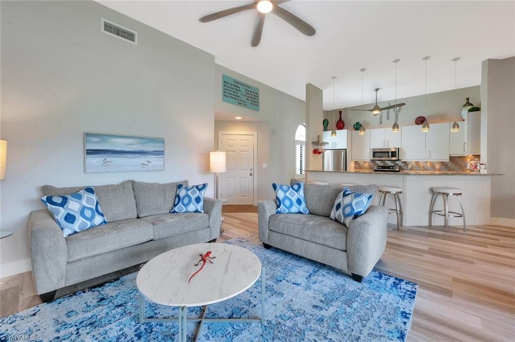 583 Beachwalk CIR Q-203-6