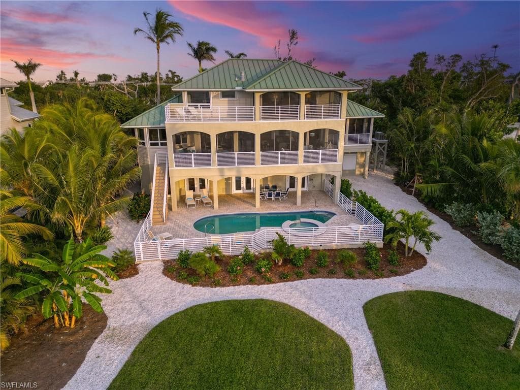 16770 Captiva DR-36