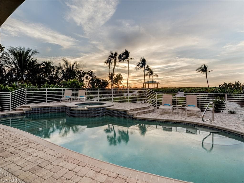16770 Captiva DR-38