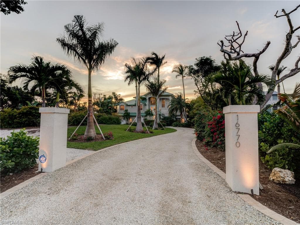 16770 Captiva DR-49