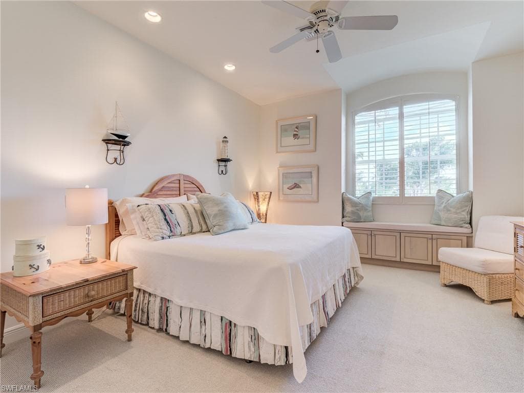 16770 Captiva DR-33