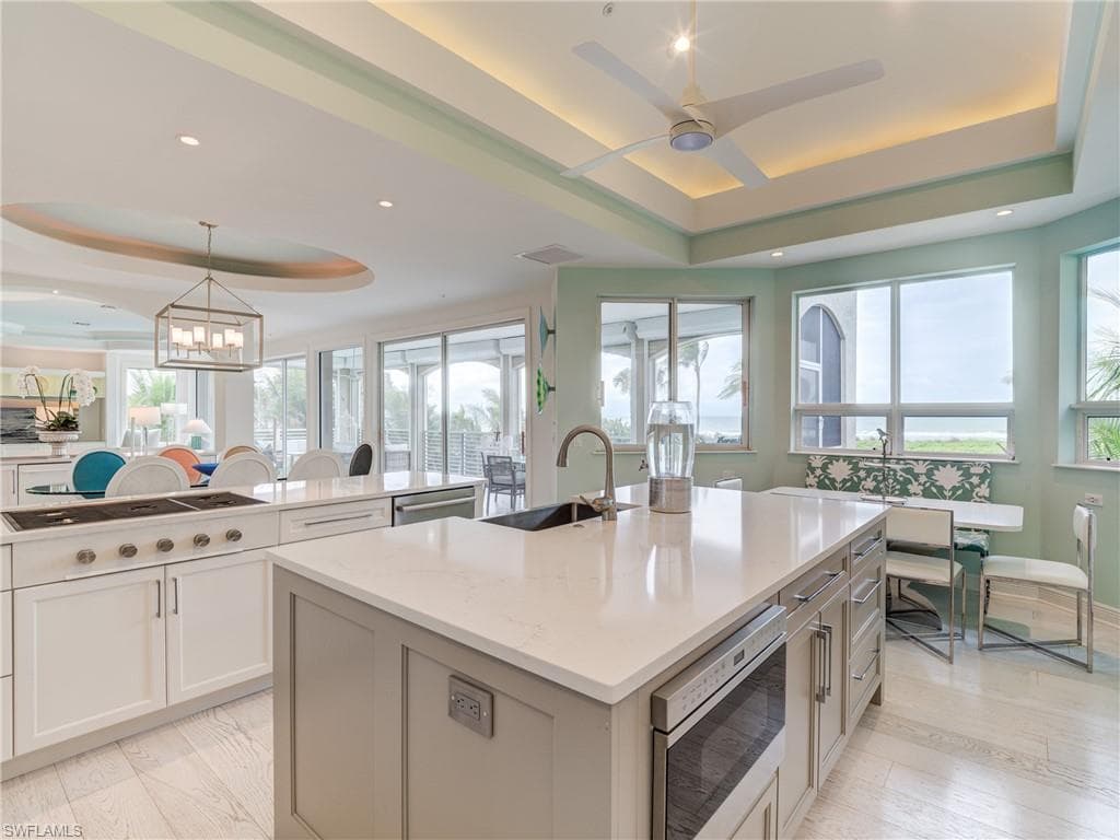 16770 Captiva DR-19