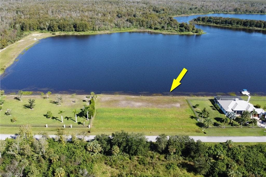 625 Shady Hollow BLVD W-11