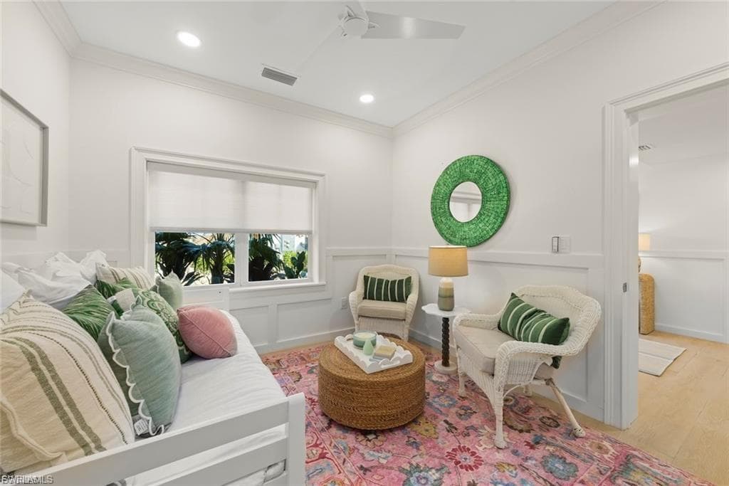 1163 Seagrape LN-27