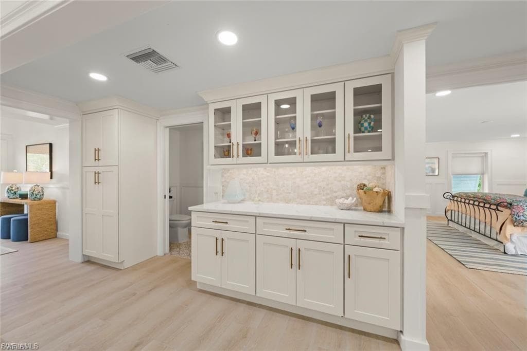 1163 Seagrape LN-11