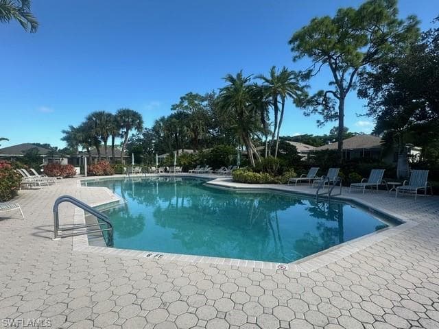 9510 Village View BLVD-19
