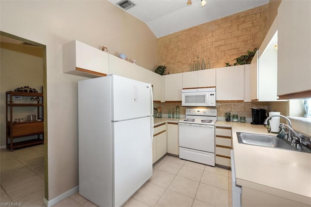 13108 Tall Pine CIR-14
