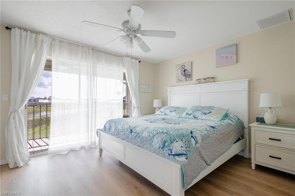25480 Cockleshell DR 1005-16
