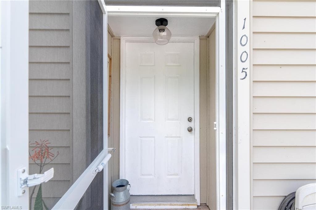 25480 Cockleshell DR 1005-4