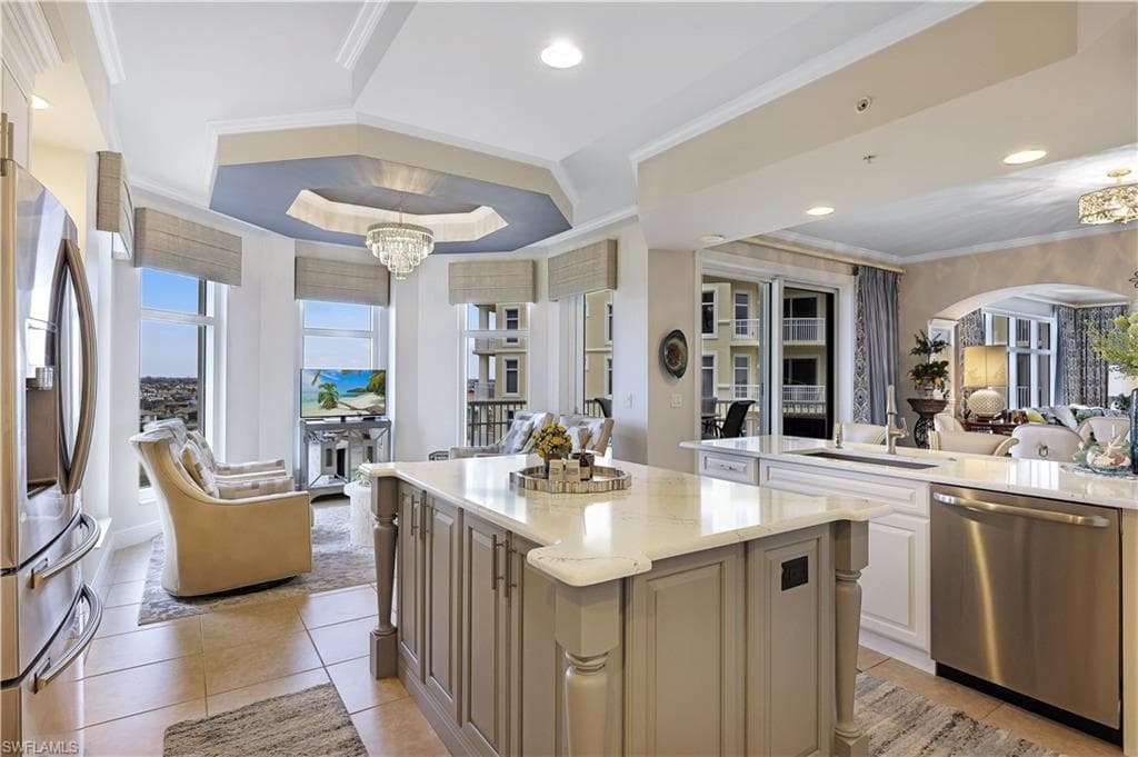 6081 Silver King BLVD 501-8