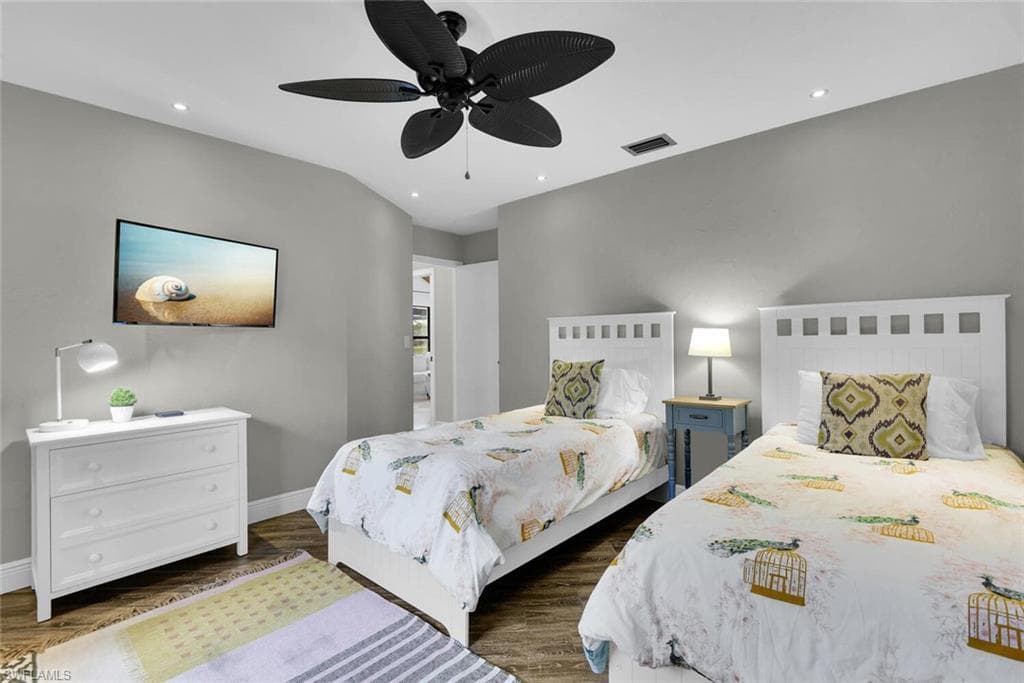 167 Torrey Pines PT-23