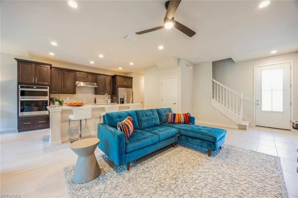13057 Pembroke DR-9